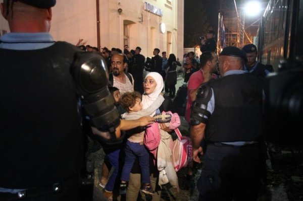 IZBJEGLICE INTERVENTNA POLICIJA TOVARNIK