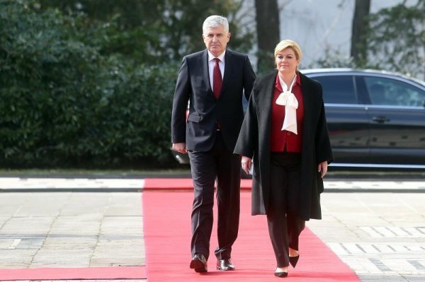 O otvorenim pitanjima između BiH i Hrvatske nastavit će se razgovarati u listopadu, kada bi u BiH trebala doći hrvatska predsjednica Kolinda Grabar Kitarović
