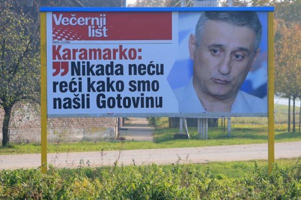 Karamarku na plakatu spočitavaju Gotovinu