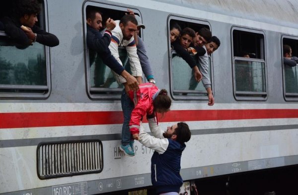 Izbjeglice iz Spačve krenule vlakom prema Mađarskoj