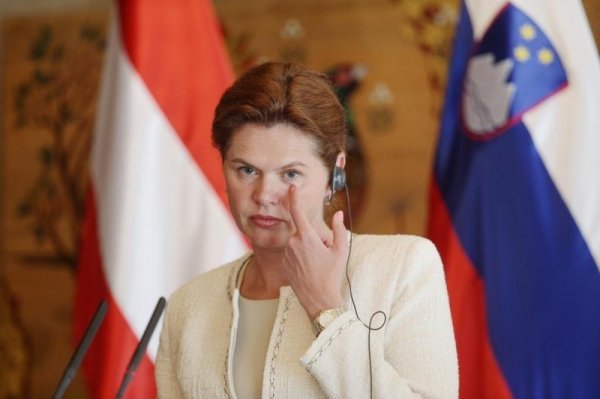 Bivša slovenska premijerka Alenka Bratušek ukazala je na to kako Hrvati i Slovenci često imaju različita stajališta, ali i zajednički interes