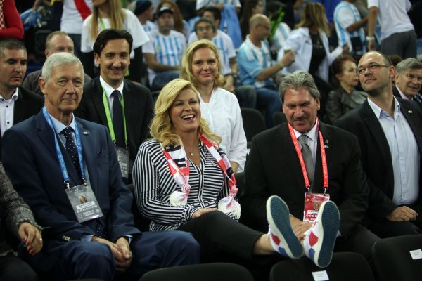 Predsjednica Kolinda Grabar- Kitarović u društvu Franje Lukovića, Davida Haggertyja i Davora Ive Stiera u startasicama na finalu Davis Cupa