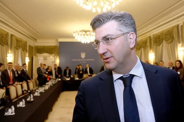 Plenković bi uvođenje eura, Grabar Kitarović slabiju kunu