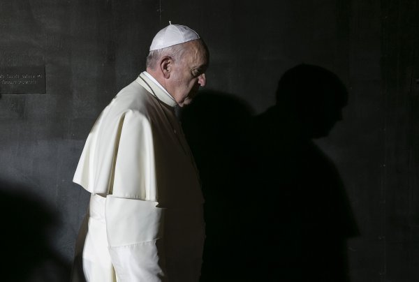 papa franjo u yad vashem