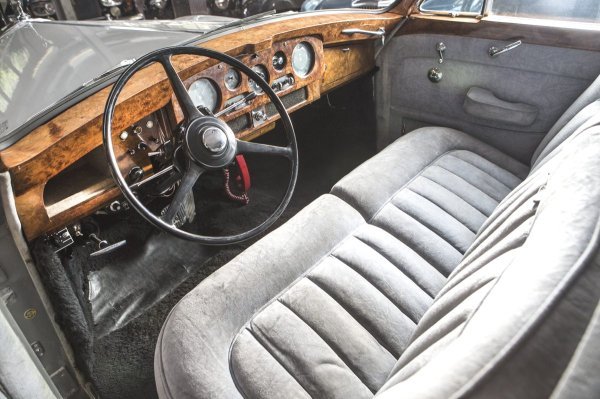 Elvisov Rolls Royce-0000