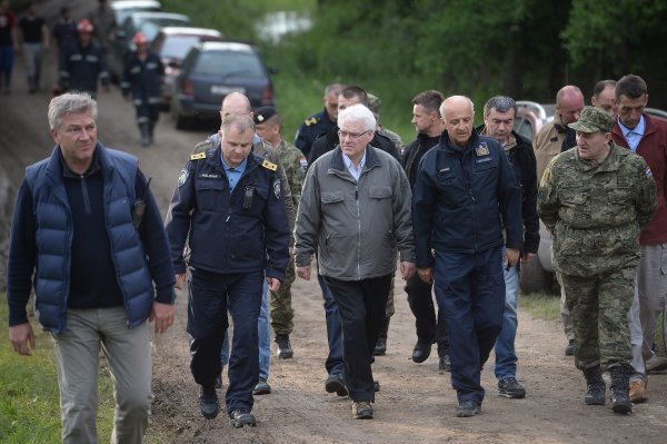 Ivo Josipović i Ranko Ostojić, poplave