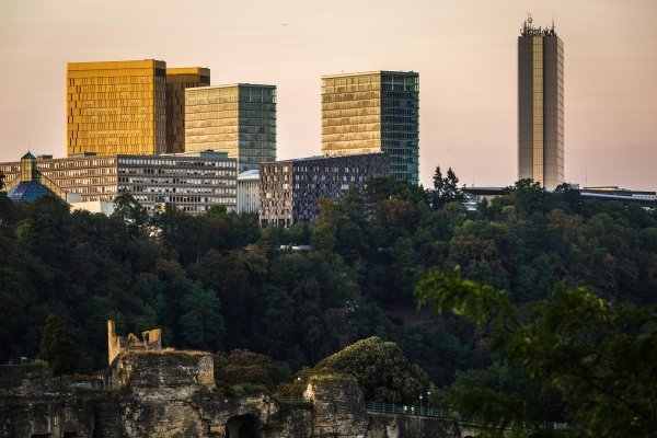 Pogled na Kirschberg, financijsku četvrt Luksemburga