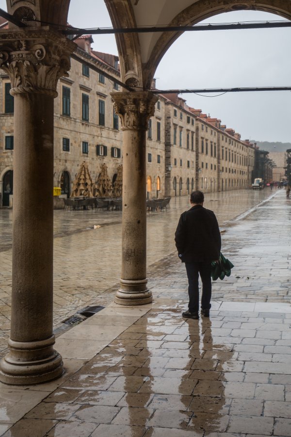 Olujno jugo i jaka kiša ispraznili Grad (1)