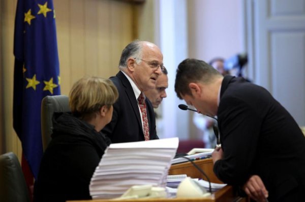 Josip Leko na početku saborskog zasjedanja