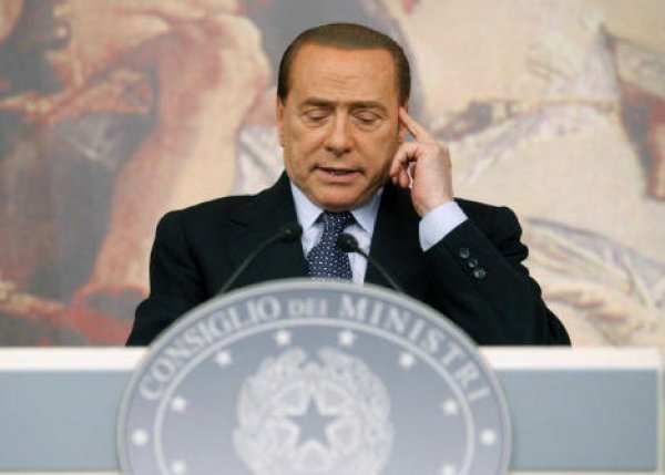 Silvio Berlusconi ima pet postotnih bodova prednosti pred protusistemskim pokretom Pet zvijezda