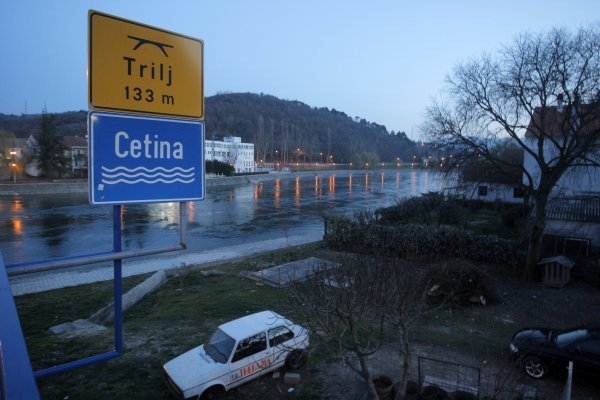 cetina trilj