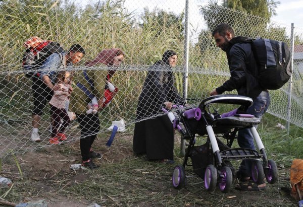 Izbjeglice na svoje načine nastoje doći do zapadne Europe Reuters