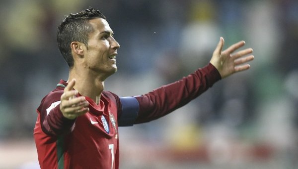 Cristiano Ronaldo od sponzorstava godišnje zarađuje 32 milijuna dolara Profimedia