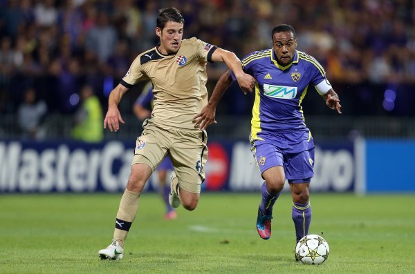 Arijan Ademi (9)