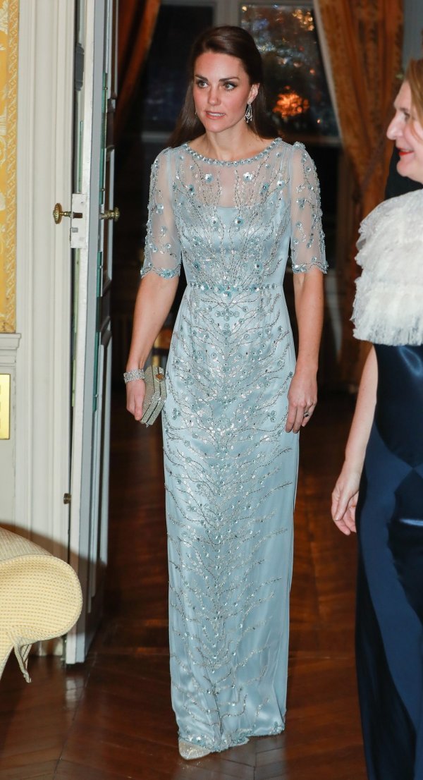 Kate Middleton u haljini Jenny Packham
