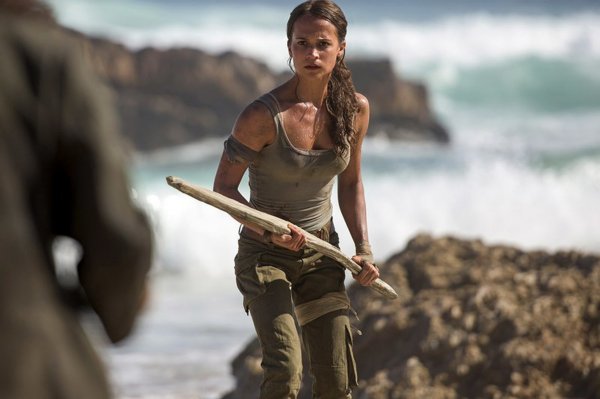 Tomb Raider -  Lara je spremna na sve!