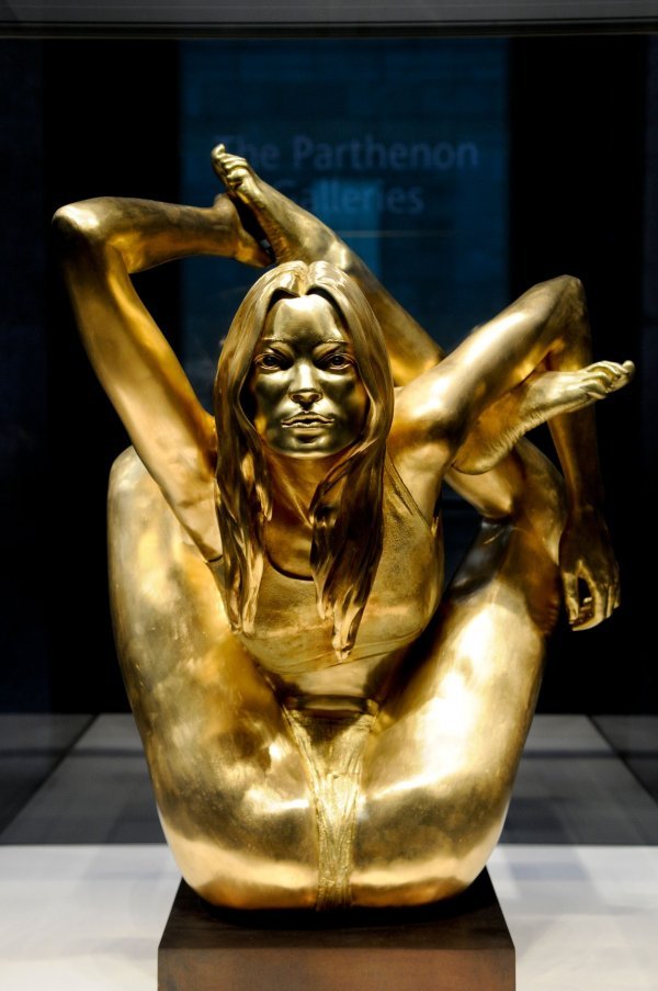 Skulptura Kate Moss