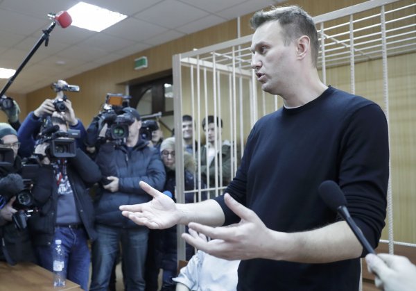 Zbog kritiziranja Kremlja, Navaljnom je namještena navodna politička optužnica zbog pronevjere