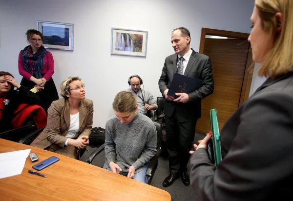 Ministar Dobrović u razgovoru s novinarima