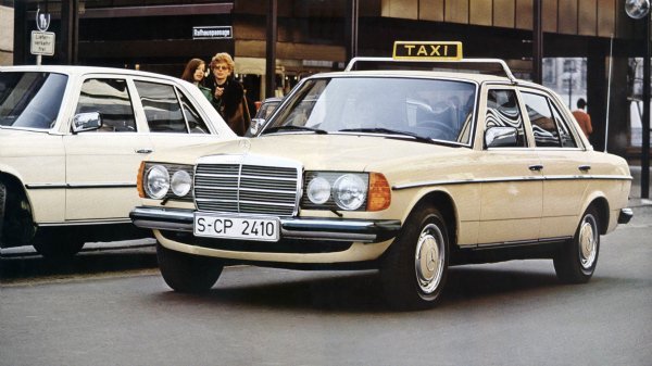 Mercedes W123 taksi, legendarni taksistički automobil iz prošlosti