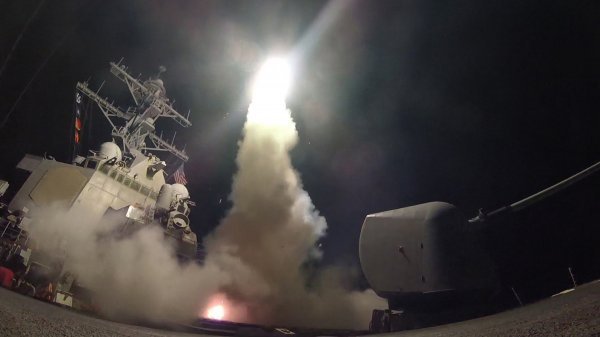 Amerikanci su raketama Tomahawk udarili po Siriji