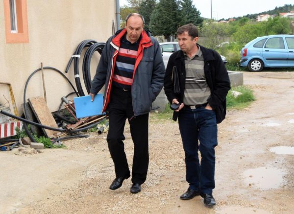 30-ak aktivista udruge Živi zid spriječili ulazak sudskog ovršitelja (1)