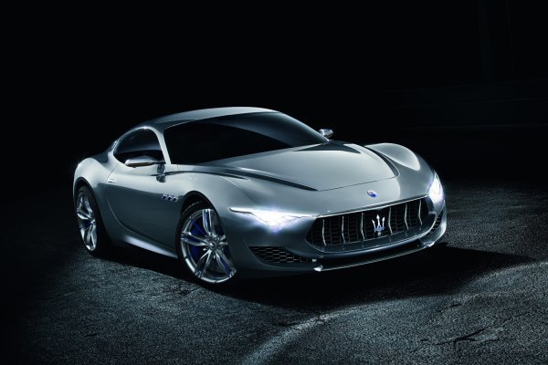 Maserati-Alfieri-Concept-11