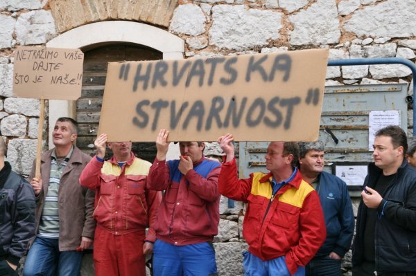 Prosvjed građevinara u Vrgorcu (1)