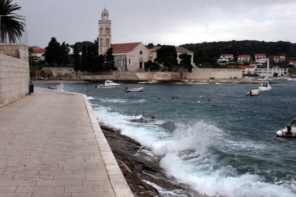 Hvar franjevacki samostan