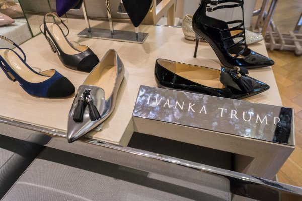 Cipele s potpisom Ivanke Trump