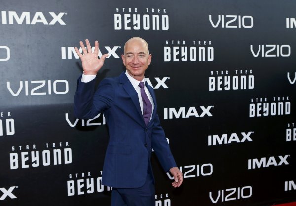Buffet ne krije divljenje prema Jeffu Bezosu, glavnom izvršnom direktoru Amazona