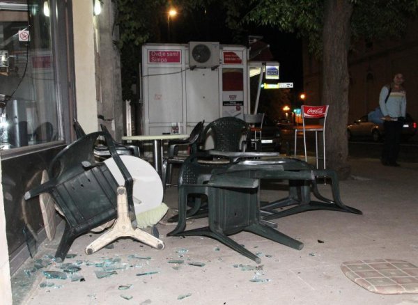 Funcuti razbili kafić bivšeg direktora NK Šibenika (1)