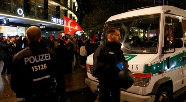 Njemački Turci slave Erdoganovu pobjedu na referendumu