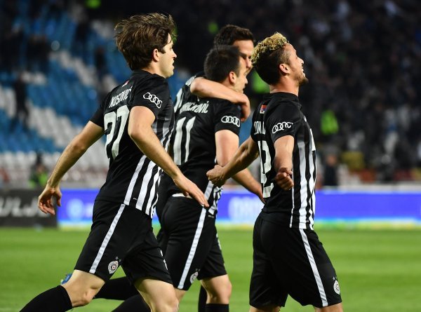 Crvena zvezda - Partizan (2)