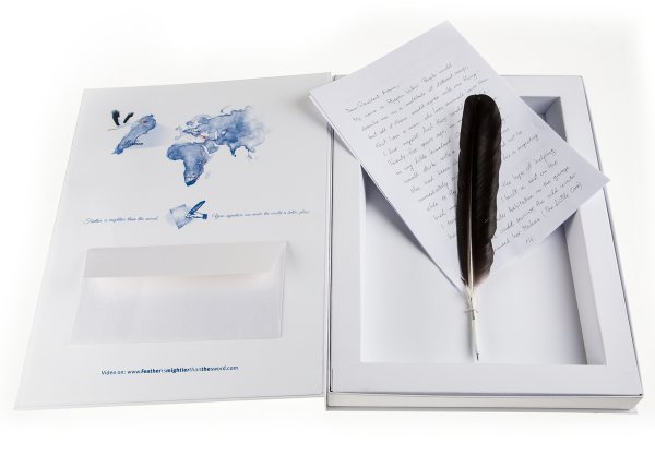 Kutija s pismom i perom