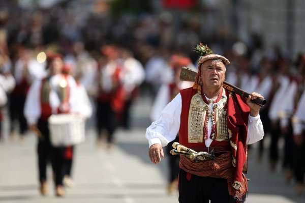 Vukovar: Svečana alkarska povorka prošla centrom grada
