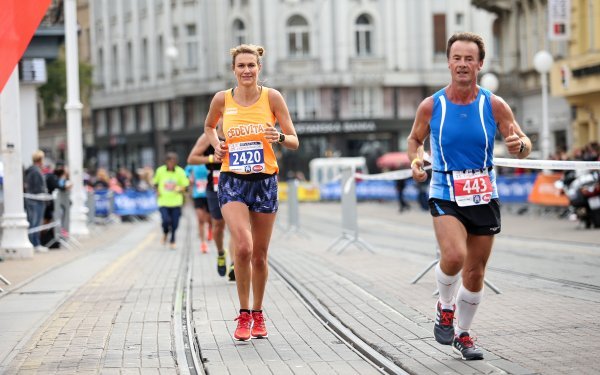 Lada posljednjih godina sve češće trči maratone