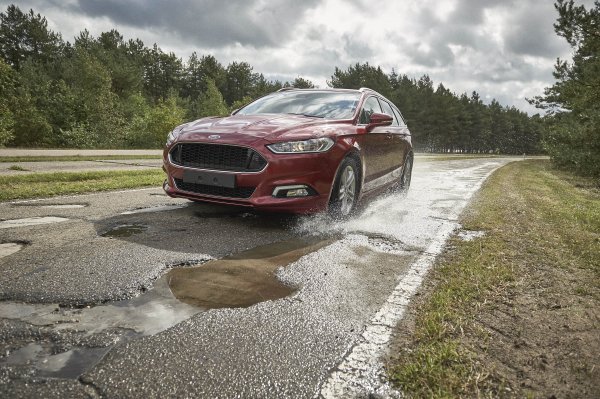 Testiranje ovjesa automobila na loše ceste