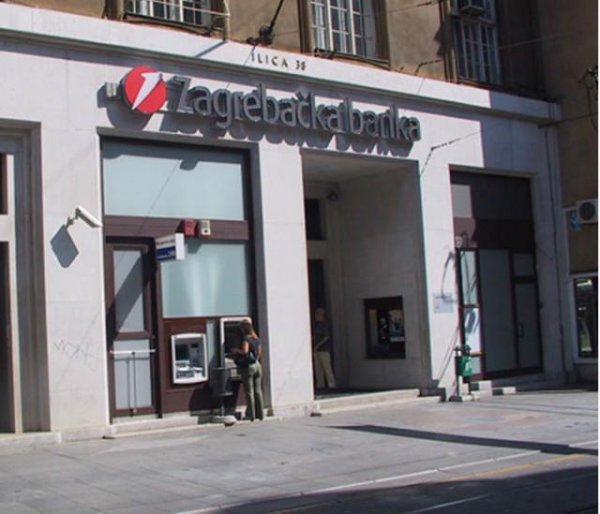 Na razini Grupe Zagrebačke banke, koja obuhvaća i UniCredit banku iz Mostara te još 16 tvrtki u Hrvatskoj i Bosni i Hercegovini, ostvarena je 60,8 posto manja dobit nego u prvih šest mjeseci prošle godine