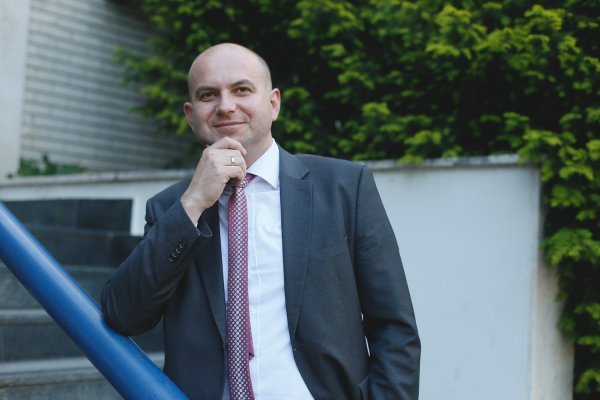 Ako postane gradonačelnik, Šimić ne planira istodobno biti saborski zastupnik jer smatra kako grad poput Osijeka traži čovjeka koji će na njega biti fokusiran