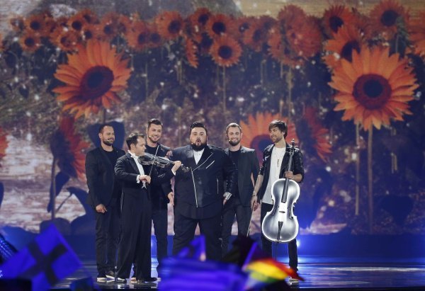 Jacques Houdek na finalnoj večeri Eurosonga