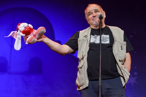 Đorđe Balašević održao koncert u prepunoj dvorani na Višnjiku