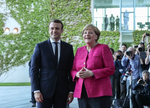 Brojni su problemi koje Macron i Merkel moraju riješiti, i to brzo