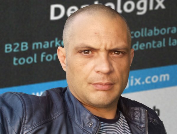 Dario Pozder (Dentologix)