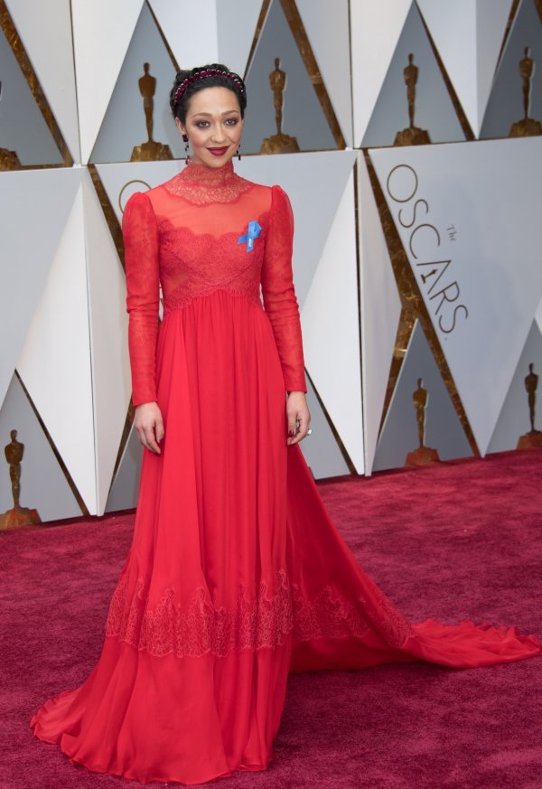 Ruth Negga u Valentino haljini