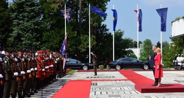 Predsjednik Kosova Hashim Thaci u službenom posjetu je Hrvatskoj na poziv predsjednice Kolinde Grabar-Kitarović