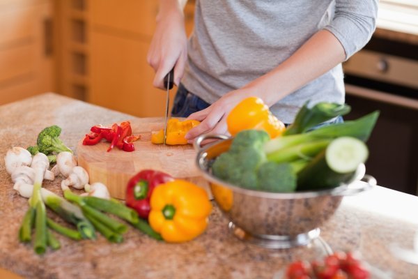 Povećajte unos namirnica koje obiluju kalcijem i vitaminom D