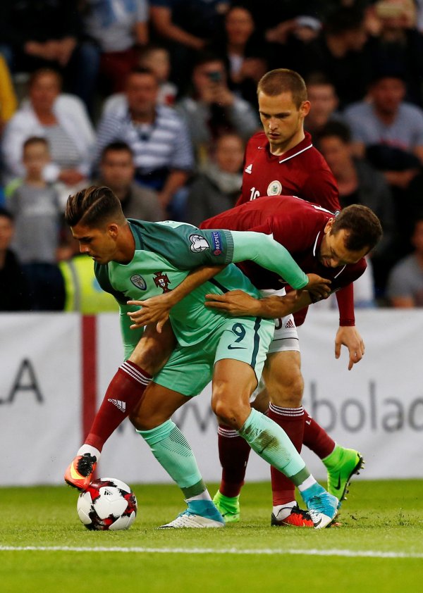 Latvija - Portugal (2)