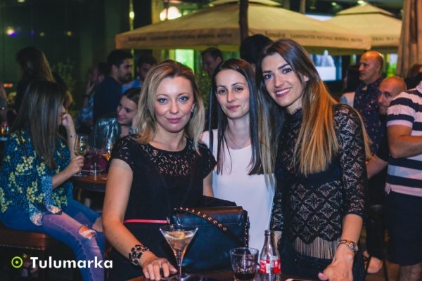 Posjetili smo Tesla bar, malo za zagrijavanje prije grada