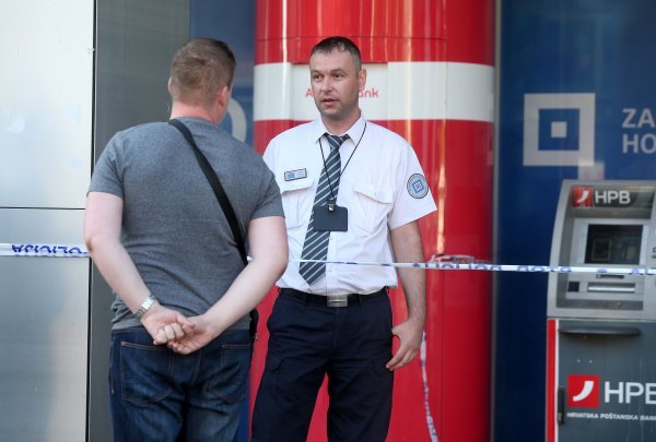 Pljačka u Zg holdingu